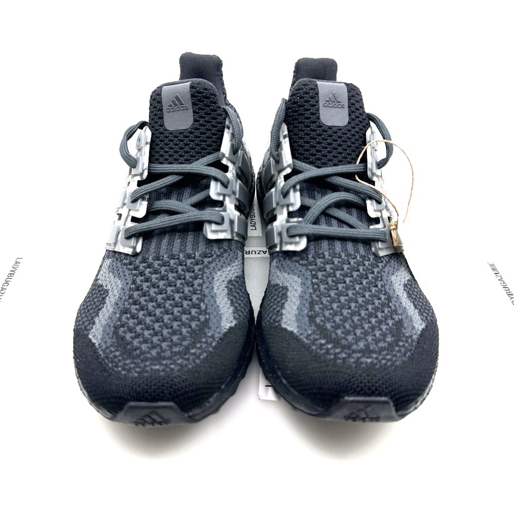 NIB Adidas Men’s Ultra Boost 5.0 DNA Black & Gray Sneakers Boost Midsole Size 7